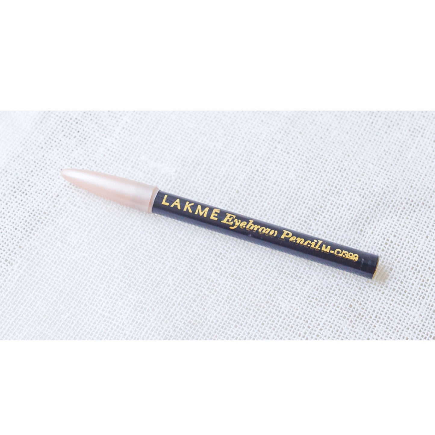 Lakme Black Eyebrow Pencil, Smudgeproof & Water-resistant