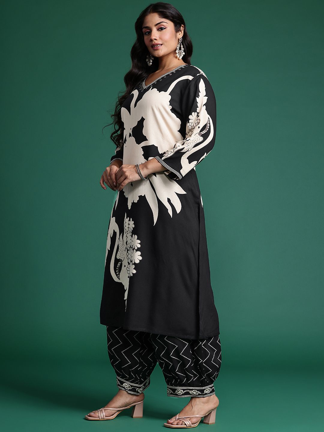 Plus Size Floral Printed Beads & Stones Kurta with Salwar