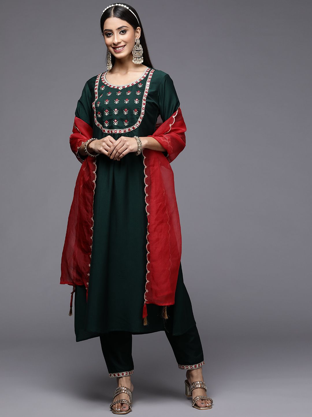 Indyancart IE Women Green Yoke Design Mirror Work Kurta with Palazzos & Dupatta