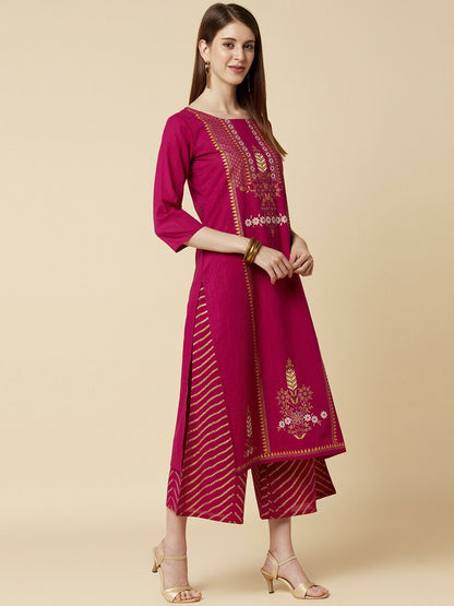 Indyancart VA Women's Magenta Ethnic Motifs Printed Panelled Kurta with Palazzos