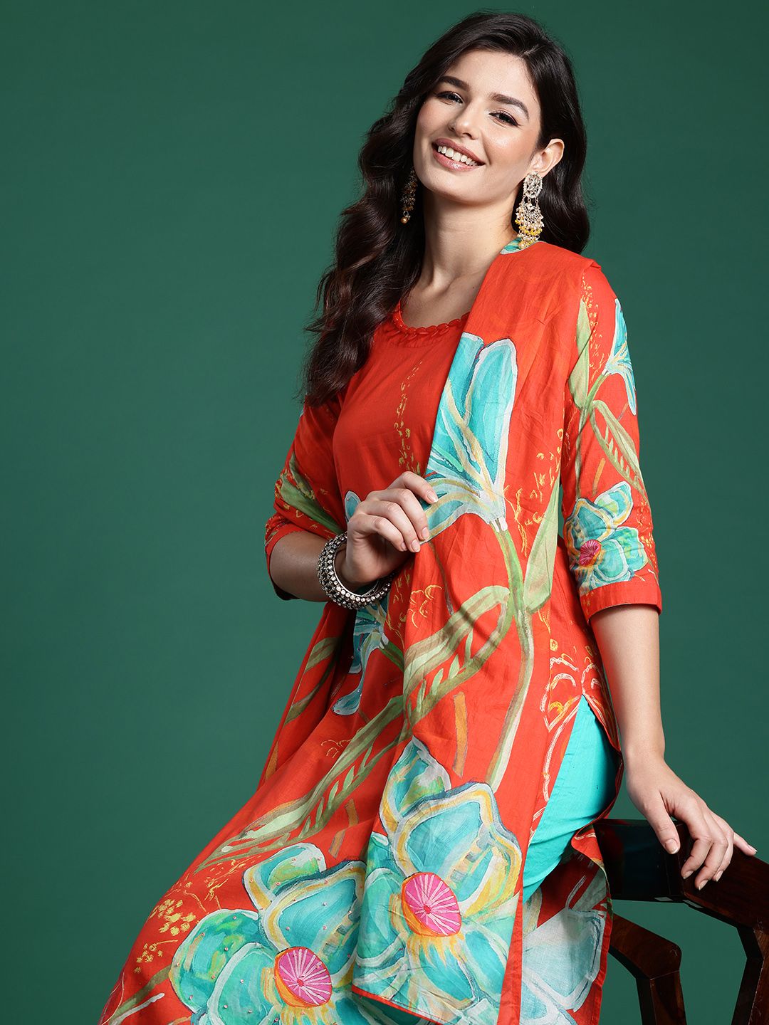 Floral Printed Beads & Stones Pure Cotton Kurta With Trousers & Dupatta