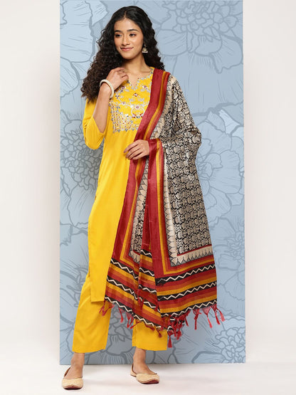 Indyancart VA Women's Floral Embroidered Regular Gotta Patti Kurta with Trousers & With Dupatta