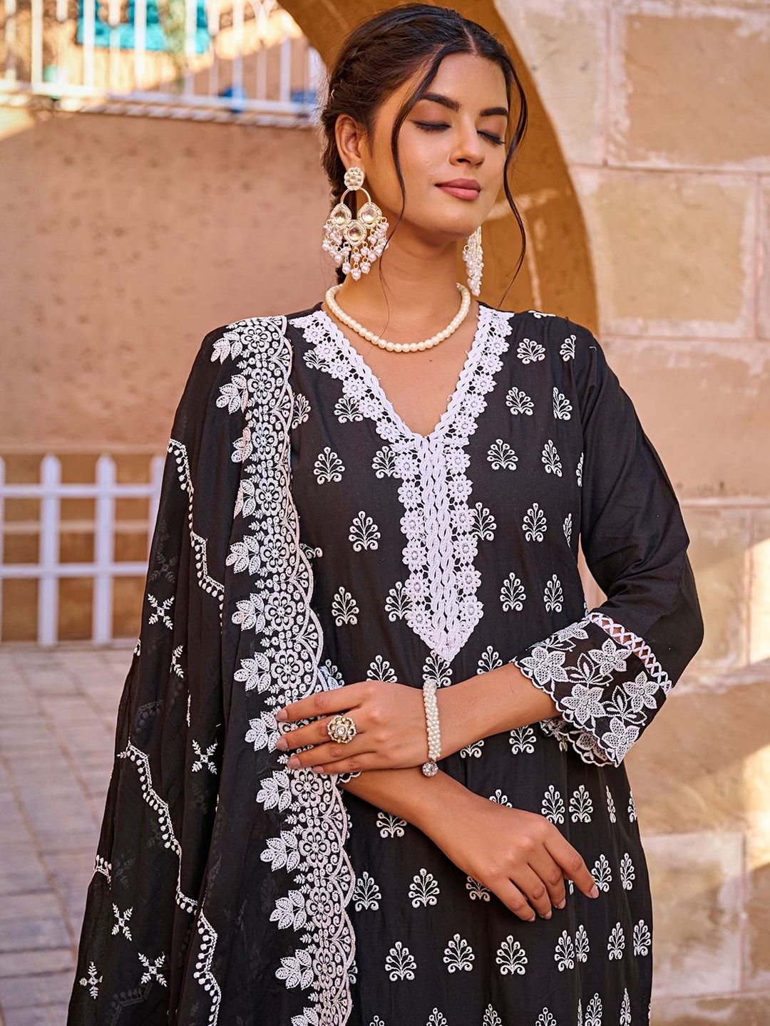 Women Ethnic Motifs Embroidered Regular Pure Cotton Kurta With Trousers & Dupatta