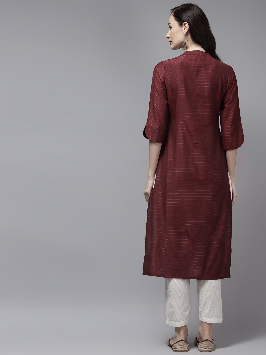 Indyancart IE Women Maroon Striped Straight Kurta