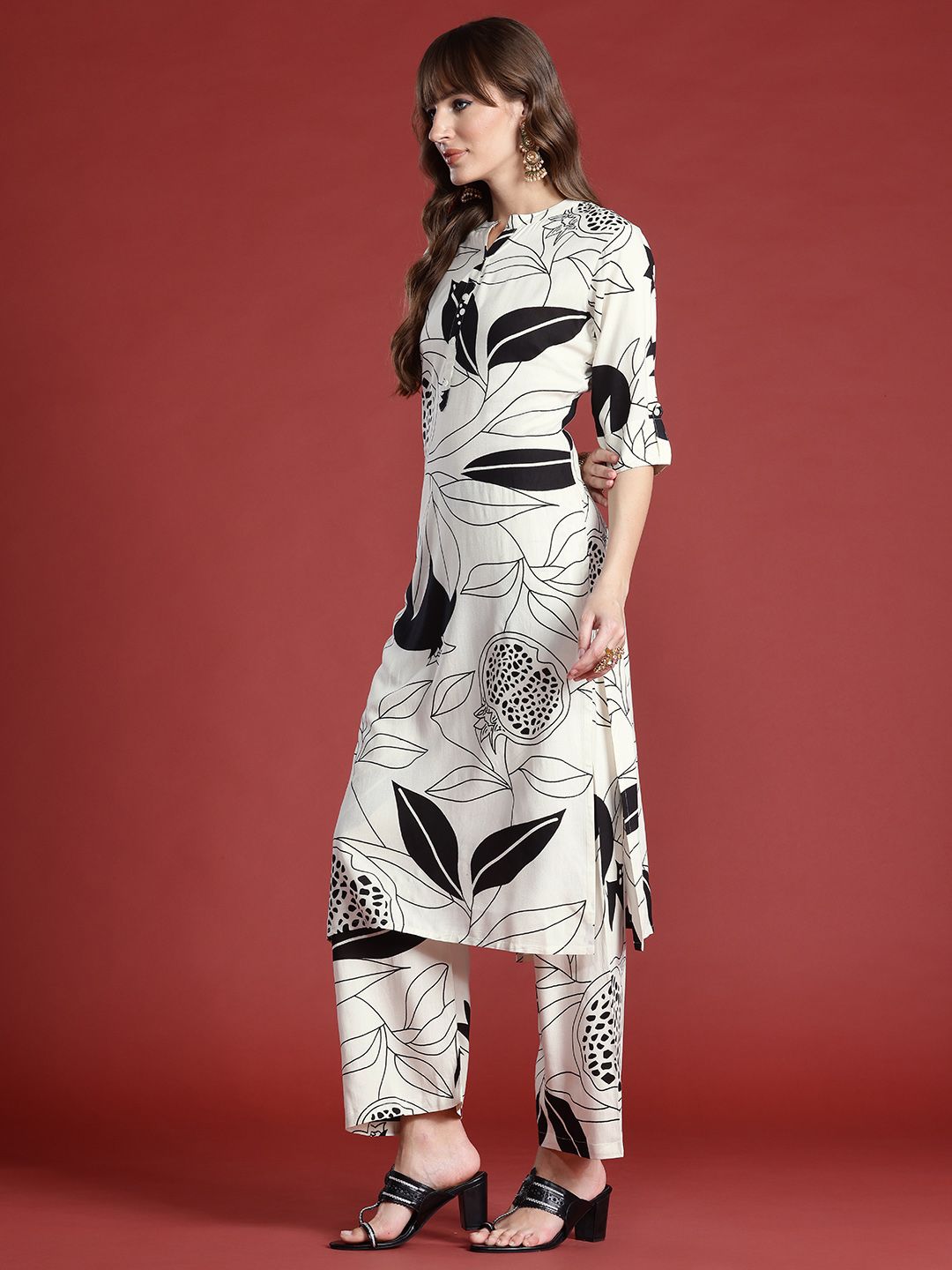 Dhiyona IE Floral Printed Kurta with Palazzos