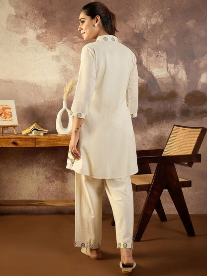 Geometric Printed Shirt Collar A-Line Kurta With Trousers
