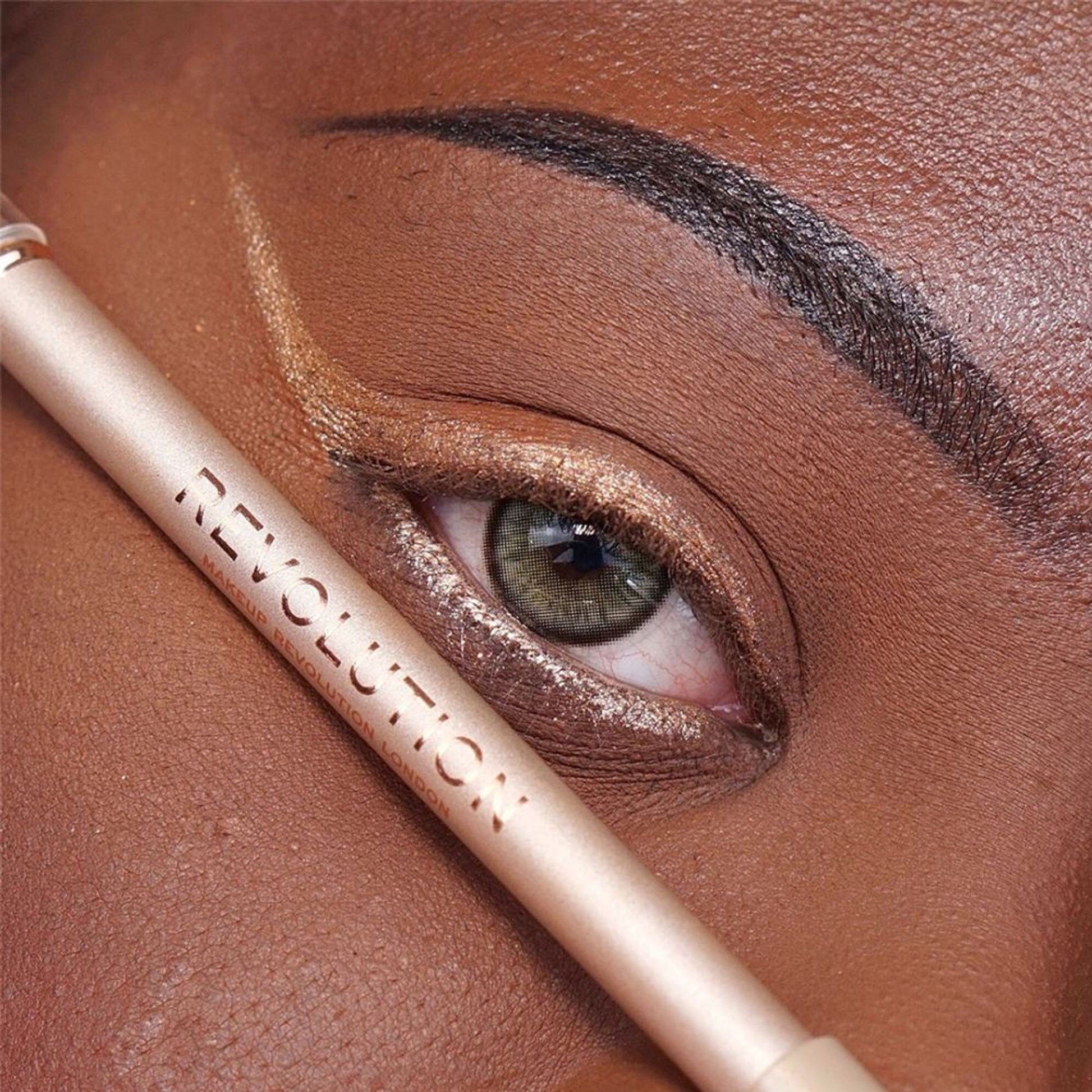 Makeup Revolution Streamline Waterline Eyeliner Pencil-Ultra Creamy Smudge Proof Smokey Looks - Rose Gold