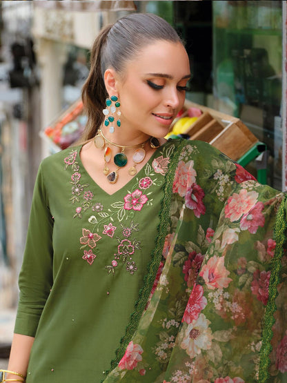 Floral Embroidered V-Neck Thread Work Liva Straight Kurta & Trousers With Dupatta
