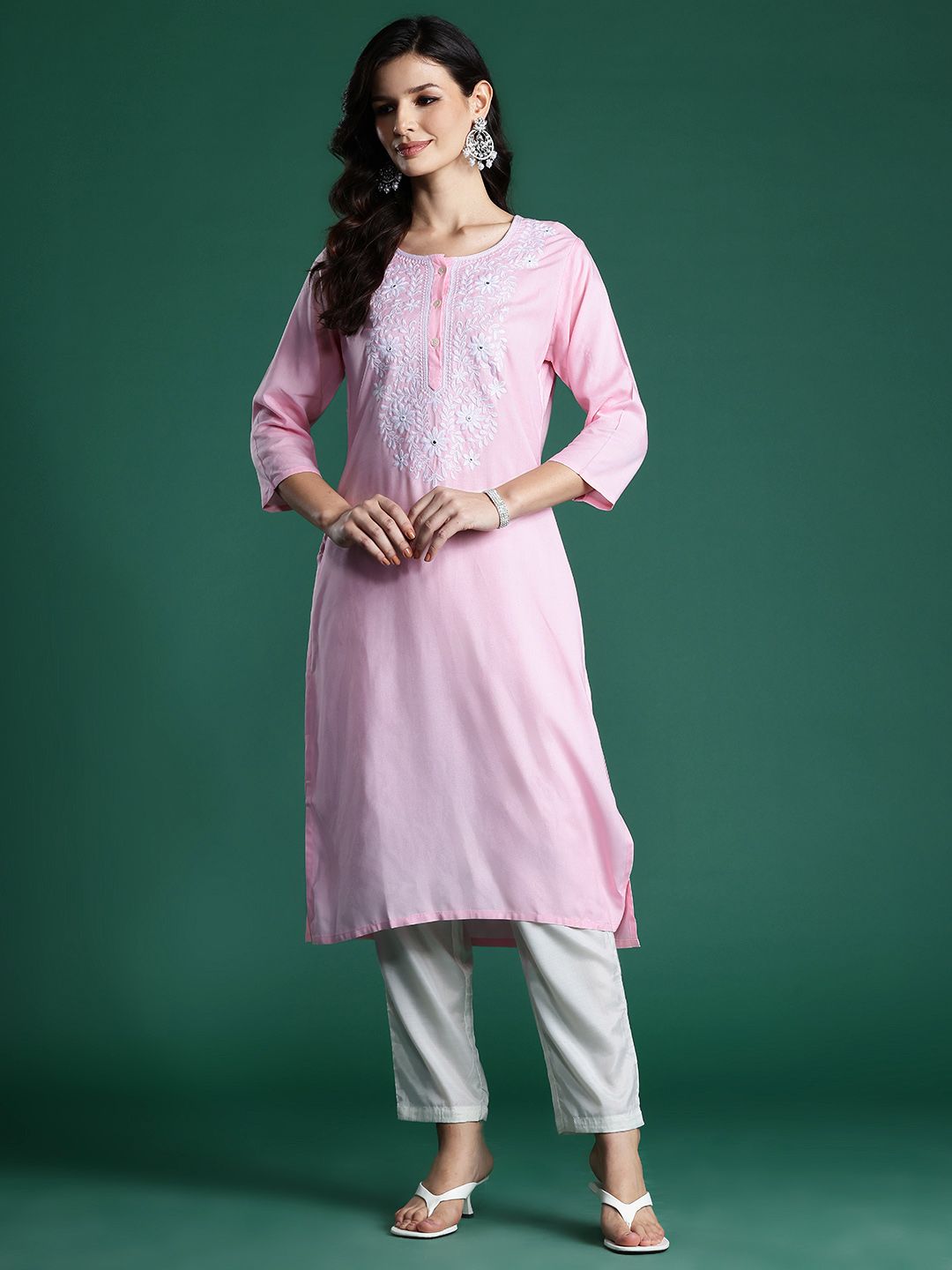 Indyancart IE Floral Embroidered Thread Work Kurta