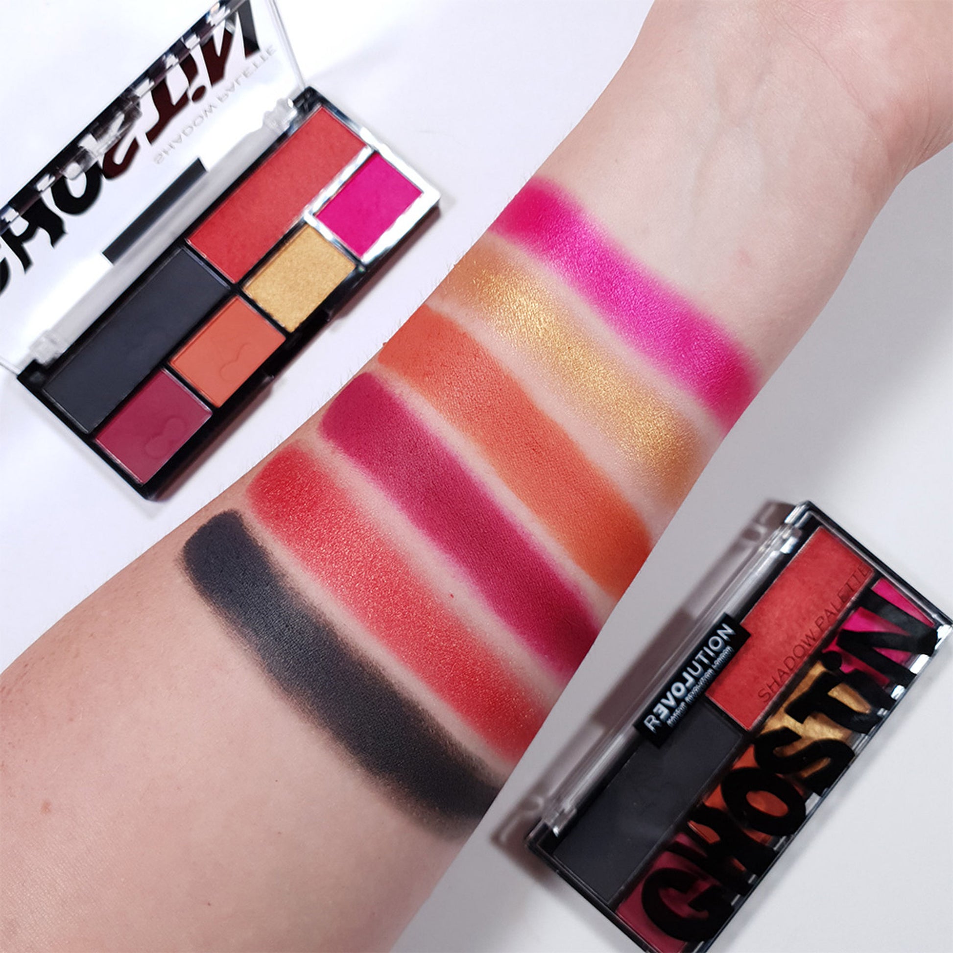 Makeup Revolution Relove Ghostin Colour Play Shadow Palette