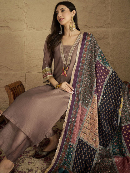 Indyancart VA Ethnic Motifs Yoke Design V-Neck Straight Kurta With Palazzos & Dupatta
