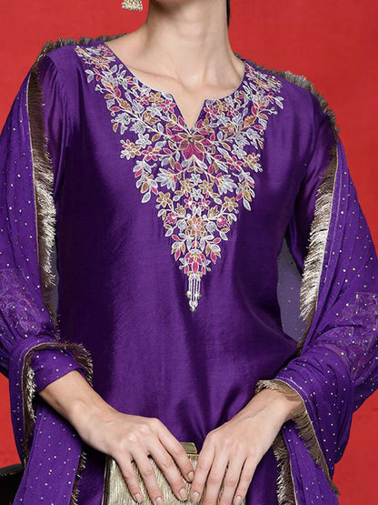Indyancart VA Women Floral Embroidered Kurta with Palazzos & Dupatta