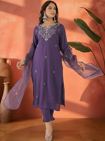 Women Paisley Printed Regular Sequinned Kurta with Trousers & With Dupatta