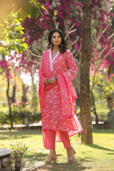 Indyancart VR Women's Pink V Neck Crochet Lace Detailed Kurta With Printed Bottom And Dupatta