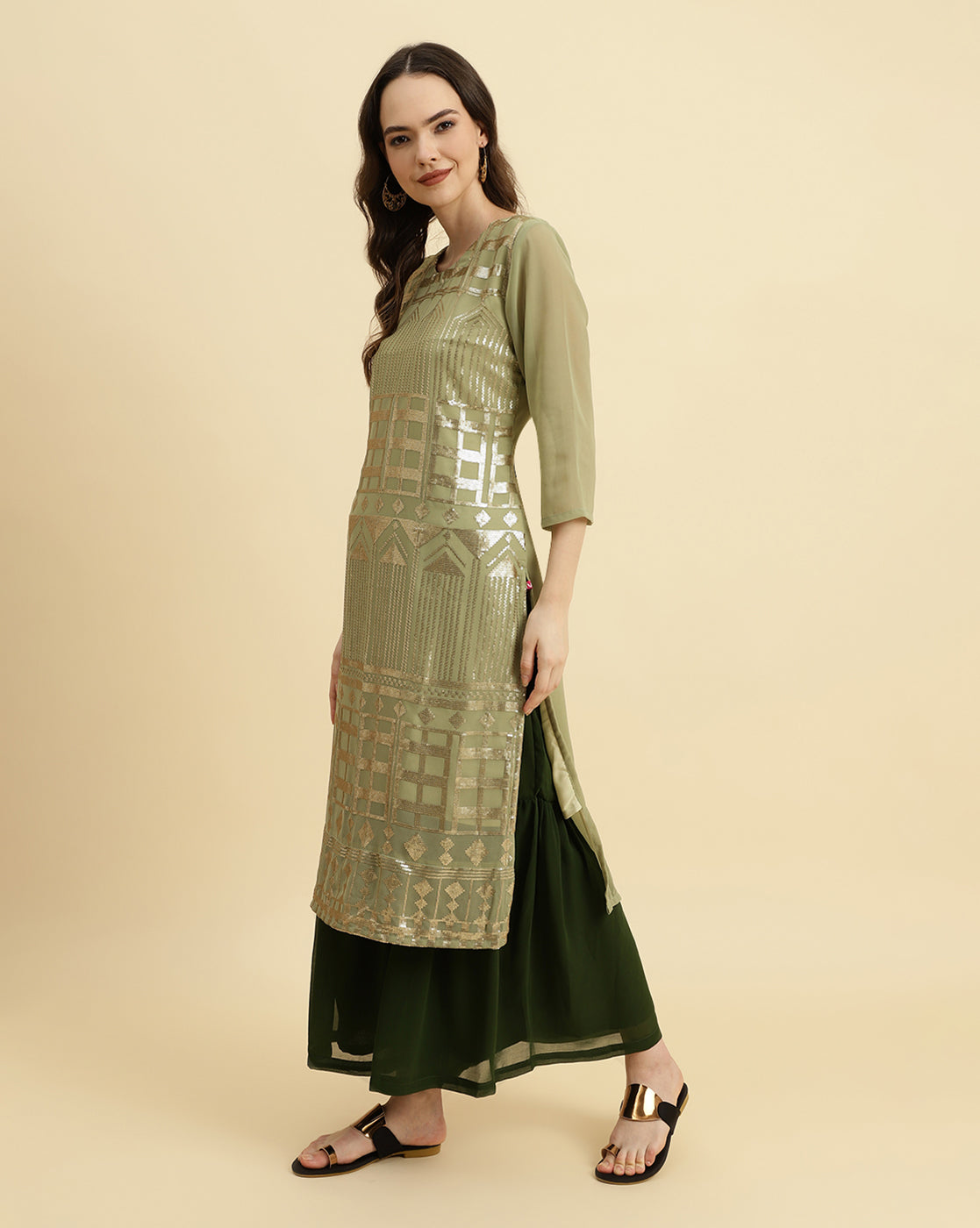 Indyancart VR Women's Green Sequened Kurta With Sharara And Sequened Ombre Dupatta
