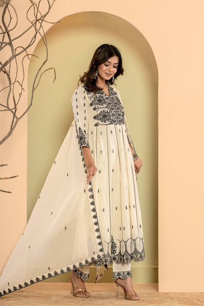 Indyancart VR Women's Thread Embroidered Anarkali Kurta Paired With Bottom And Dupatta