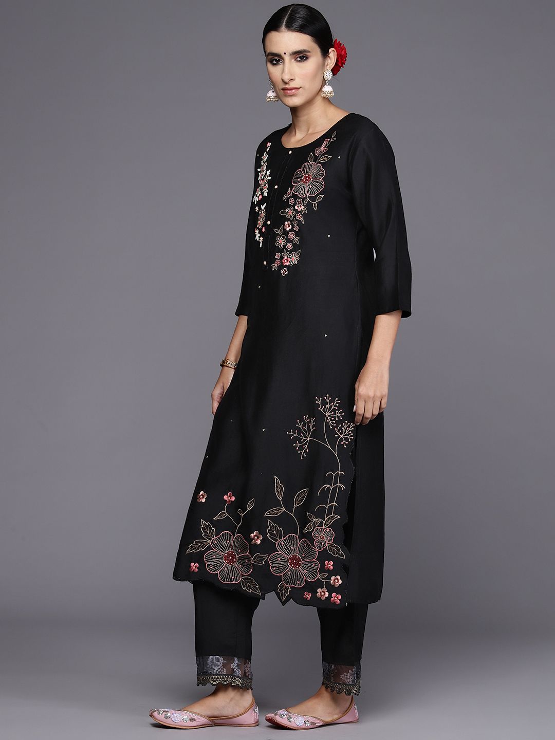 Indyancart IE Women Floral Embroidered Regular Kurta with Trousers & Dupatta