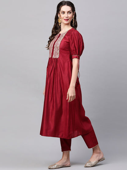 Dhiyona IE Women Red Yoke Design Liva Kurta with Trousers