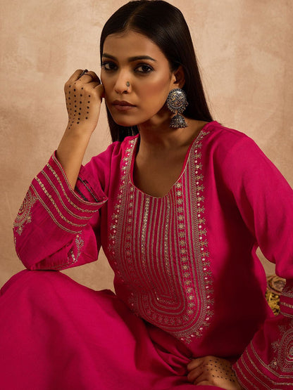 Indyancart IE Women Ethnic Motifs Embroidered Regular Sequinned Kurta with Trousers