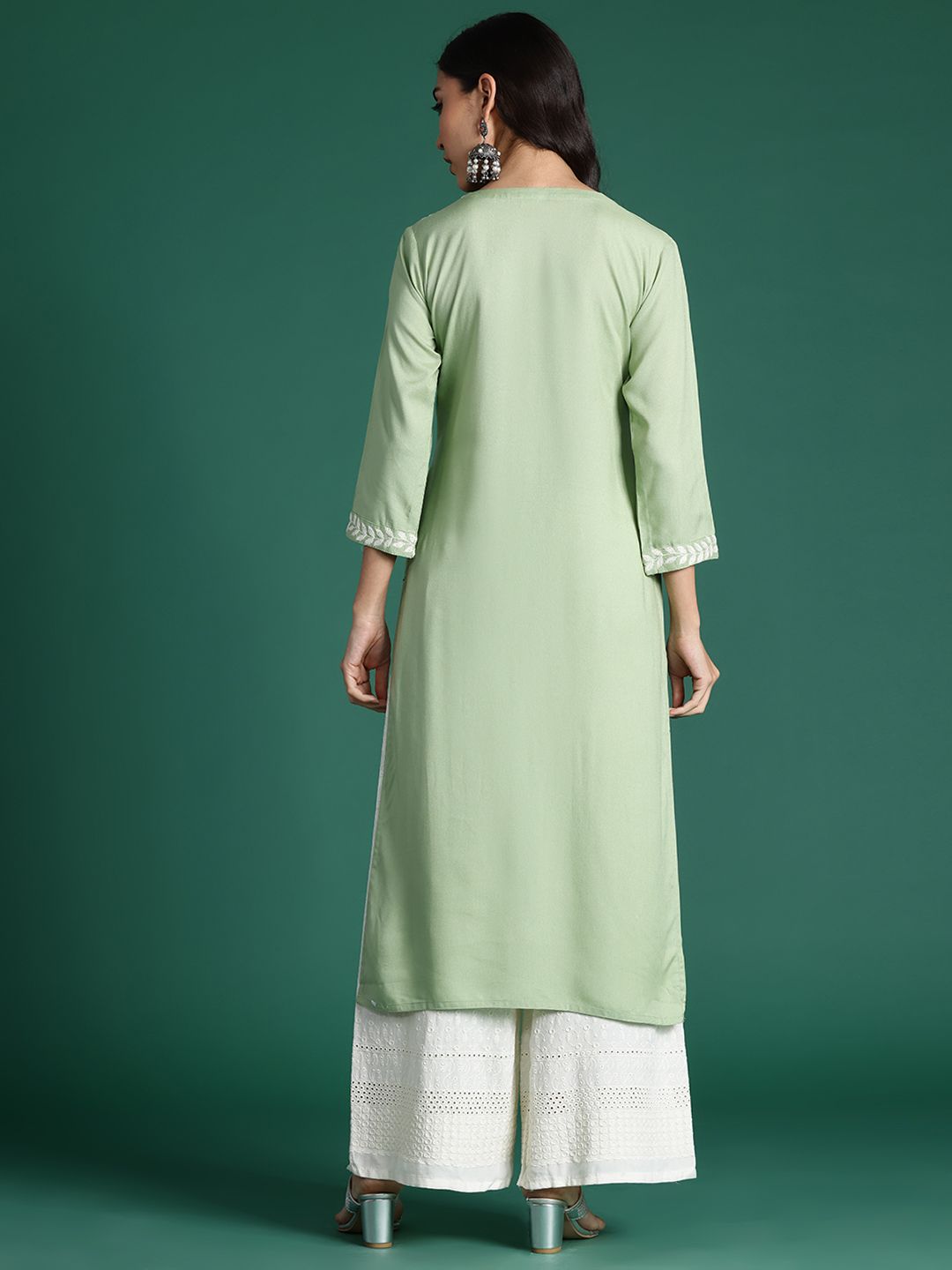 Indyancart IE Ethnic Motifs Embroidered Thread Work Kurta