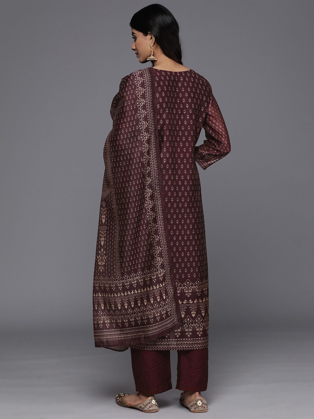 Indyancart VA Women'sEthnic Motifs Printed Sequinned Chanderi Silk Kurta with Trousers & Dupatta