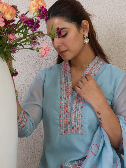 Indyancart IE Floral Embroidered V-Neck Thread Work Straight Kurta & Trousers & Dupatta