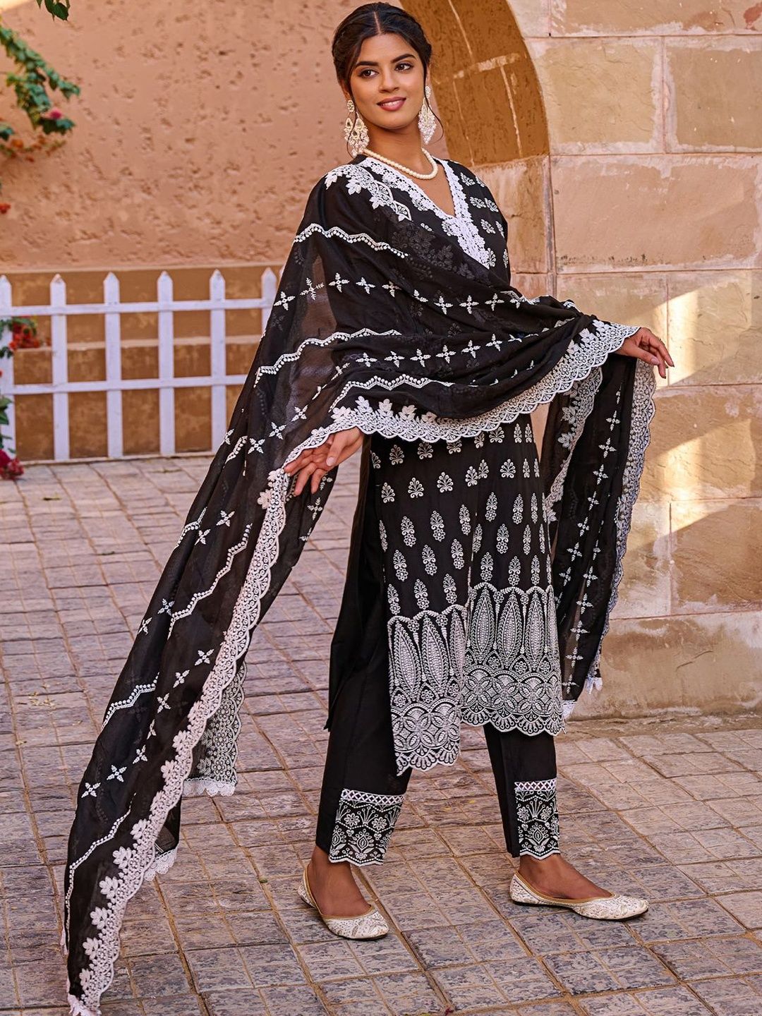 Women Ethnic Motifs Embroidered Regular Pure Cotton Kurta With Trousers & Dupatta