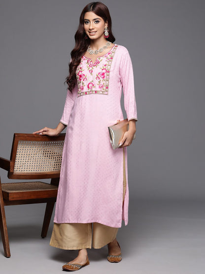 Indyancart IE Women Floral Embroidered Thread Work Dobby Kurta