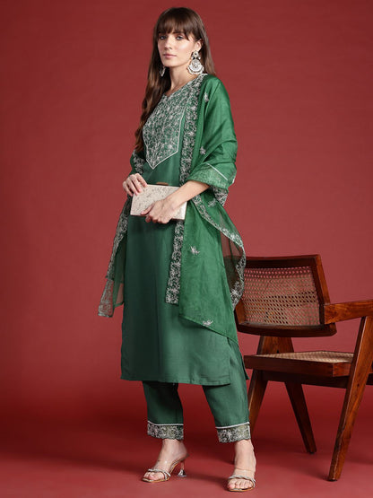 Ethnic Motifs Embroidered Aari Work Kurta with Trousers & Dupatta