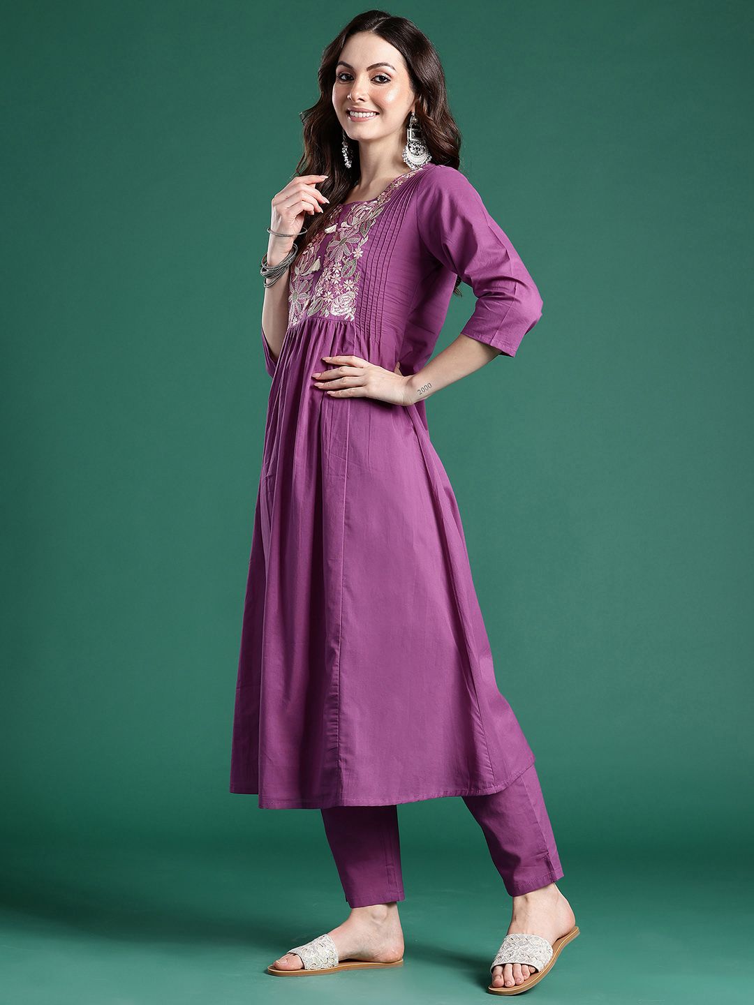 Indyancart IE Floral Embroidered Pure Cotton Kurta with Trousers