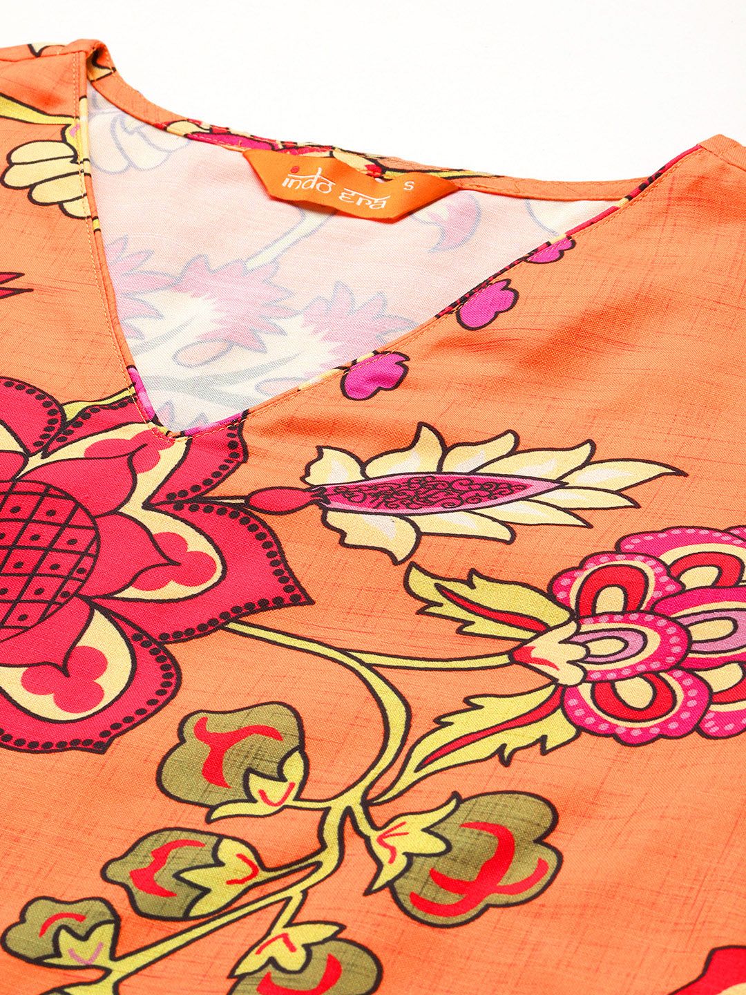 Indyancart IE Women Floral Printed Regular Kurta with Trousers