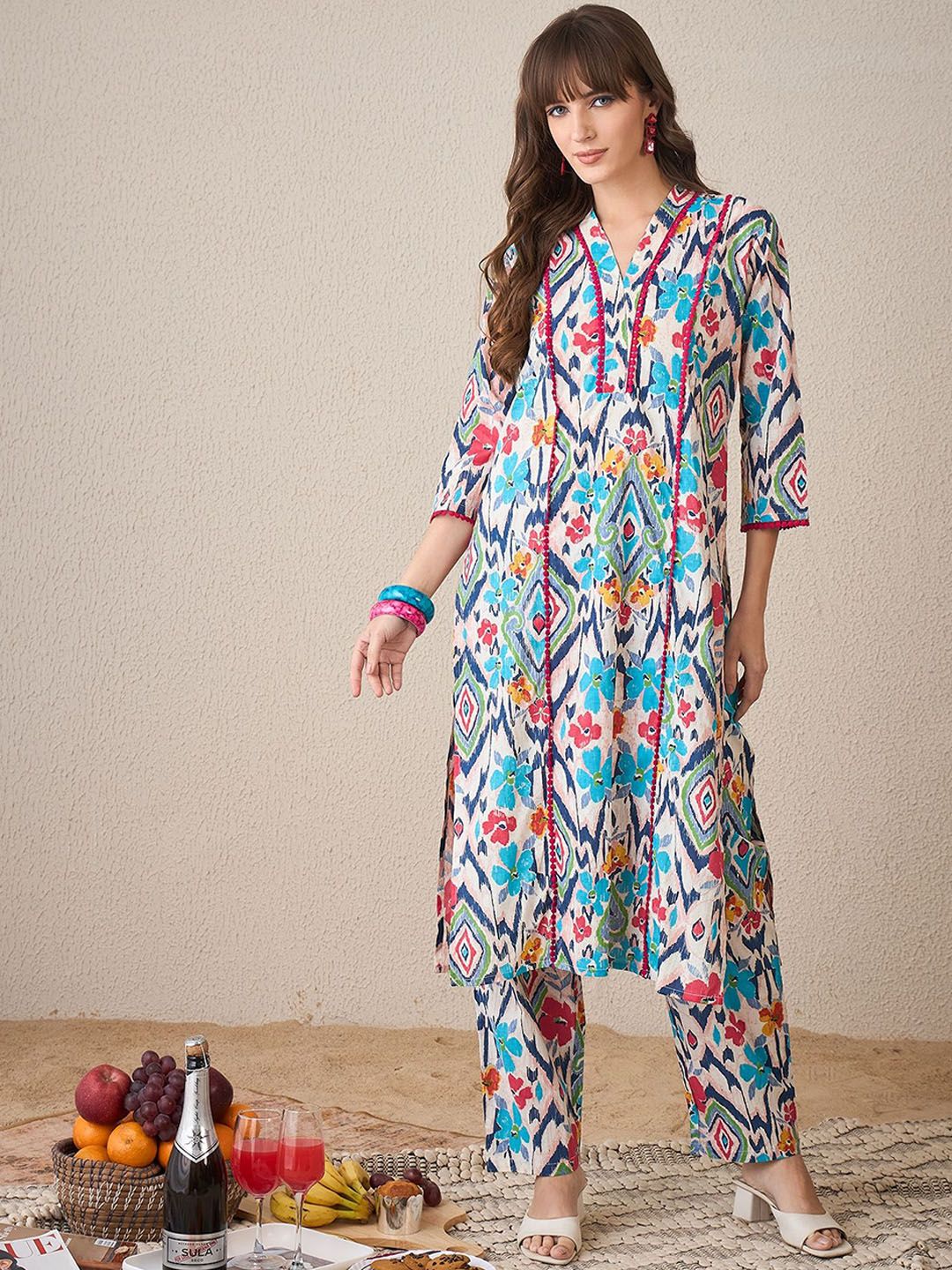 Dhiyona IE Floral Printed V-Neck Pure Cotton Tunic With Trouser