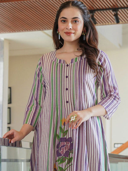 Floral Printed Notch Neck A Line Pure Cotton Kurta With Trousers