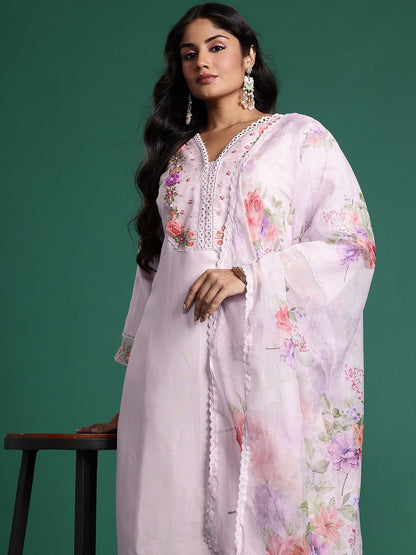 Indyancart Women's Plus Size Floral Embroidered Beads & Stones Kurta with Trousers & With Dupatta