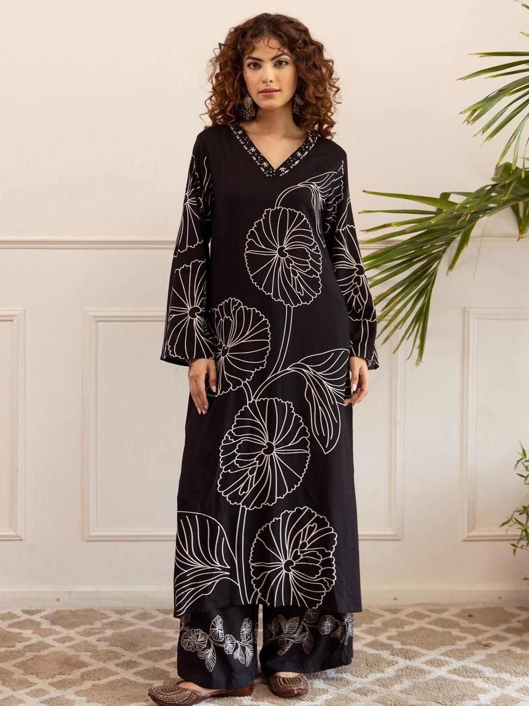 Women Floral Printed Regular Sequinned Kurta with Palazzos
