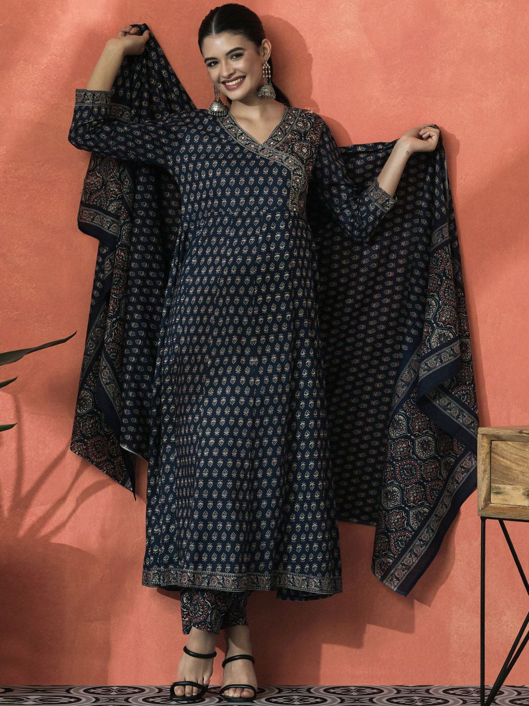 Indyancart SN Women's Floral Printed Pure Cotton V-Neck Angrakha Kurta With Trousers And Dupatta