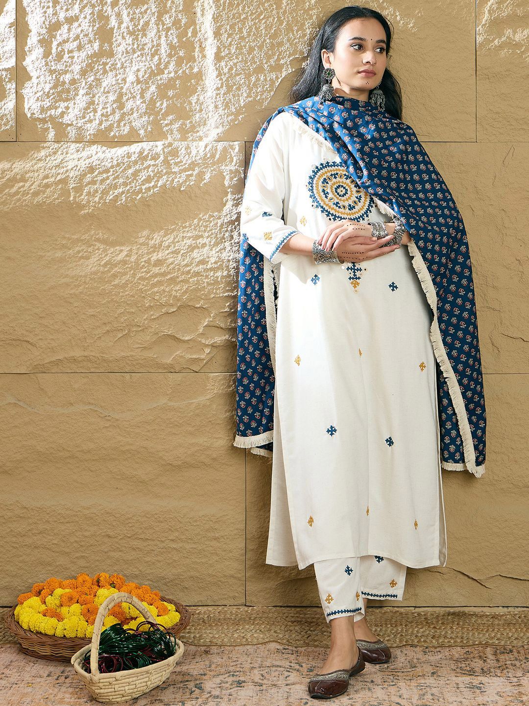 Indyancart IE Women Ethnic Motifs Embroidered Kurta with Trousers & Dupatta