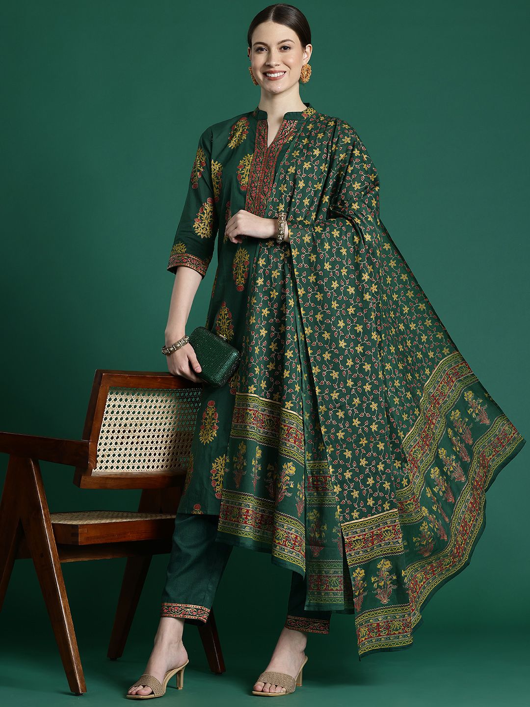 Dhiyona IE Floral Printed Pure Cotton Kurta With Trousers & Dupatta