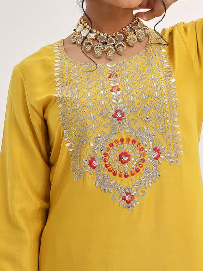 Indyancart VA Women'sYellow Yoke Design Ethnic Motifs Straight Kurta & Trousers With Dupatta