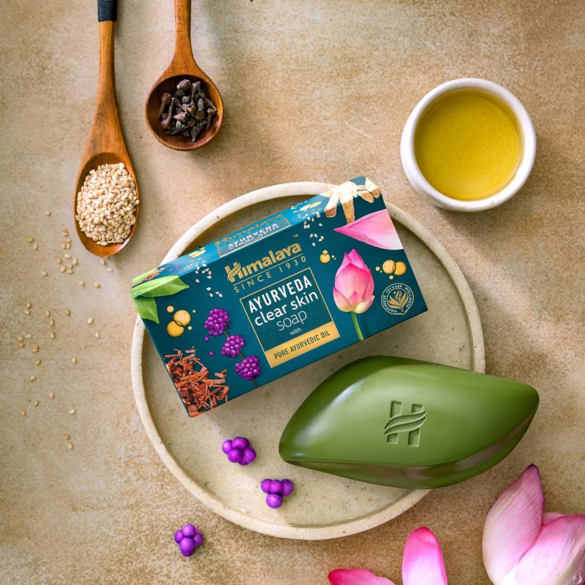 Himalaya Ayurveda Clear Skin Soap With Pure Ayurvedic Oil