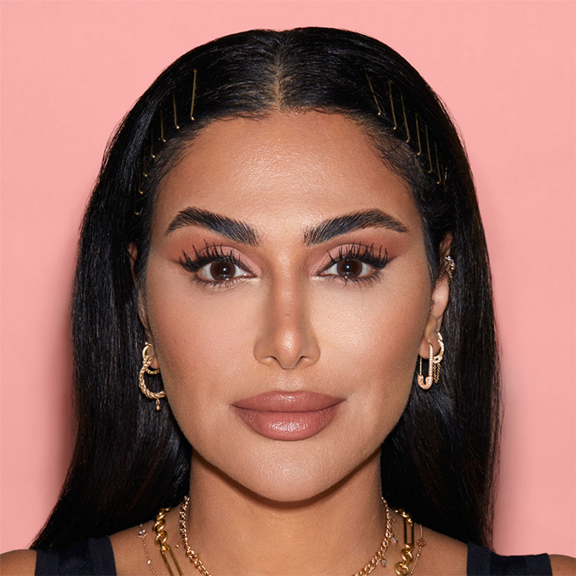 Huda Beauty Easy Bake And Snatch Pressed Powder - Pound Cake