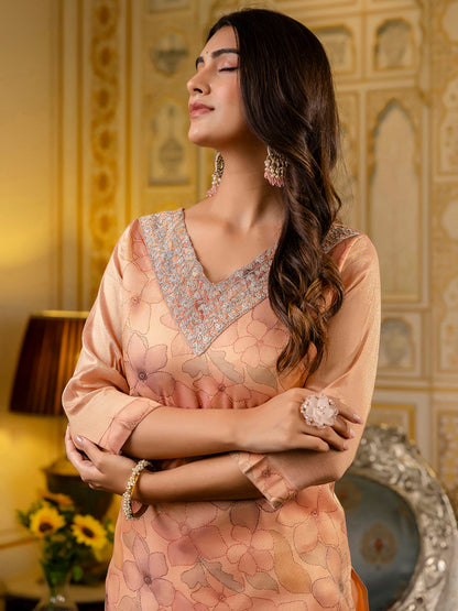 Dhiyona VV Women's Embroidered Silk Blend Straight Kurta