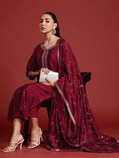 Indyancart IE Floral Embroidered Zari Kurta With Trousers & Dupatta