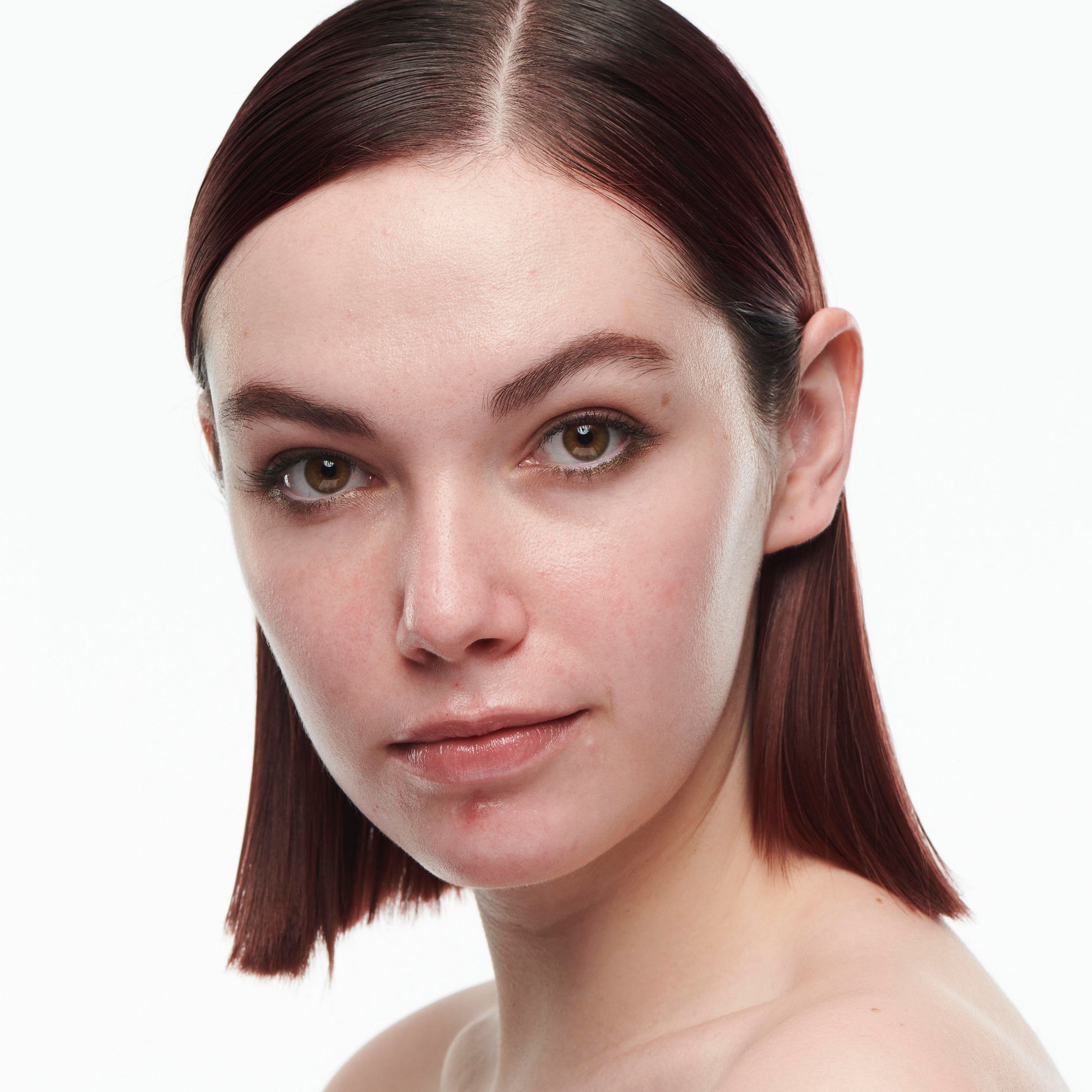 M.A.C Studio Radiance Serum-Powered Foundation - NW13