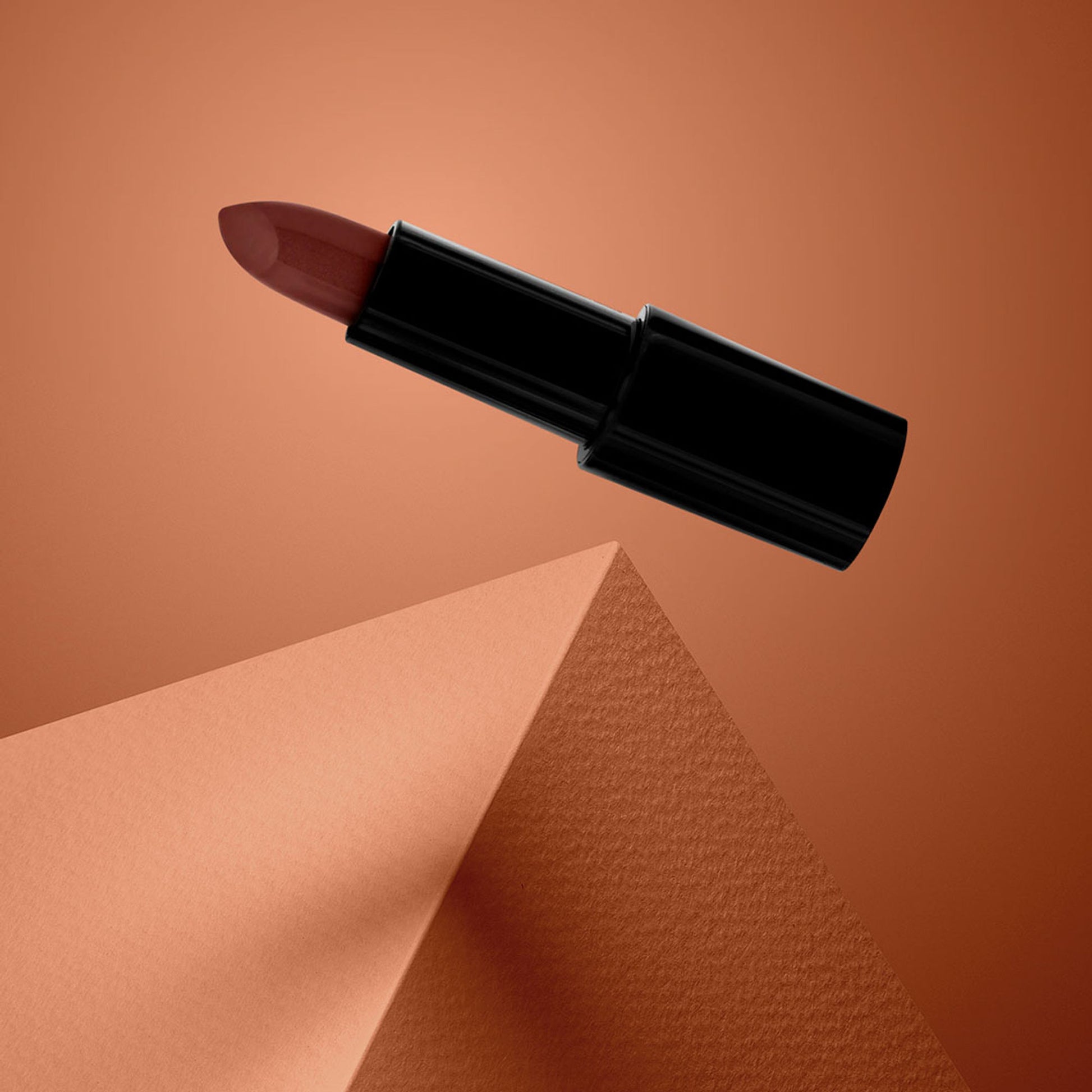 L.A. Girl Pretty & Plump Lipstick - Sweet Tea