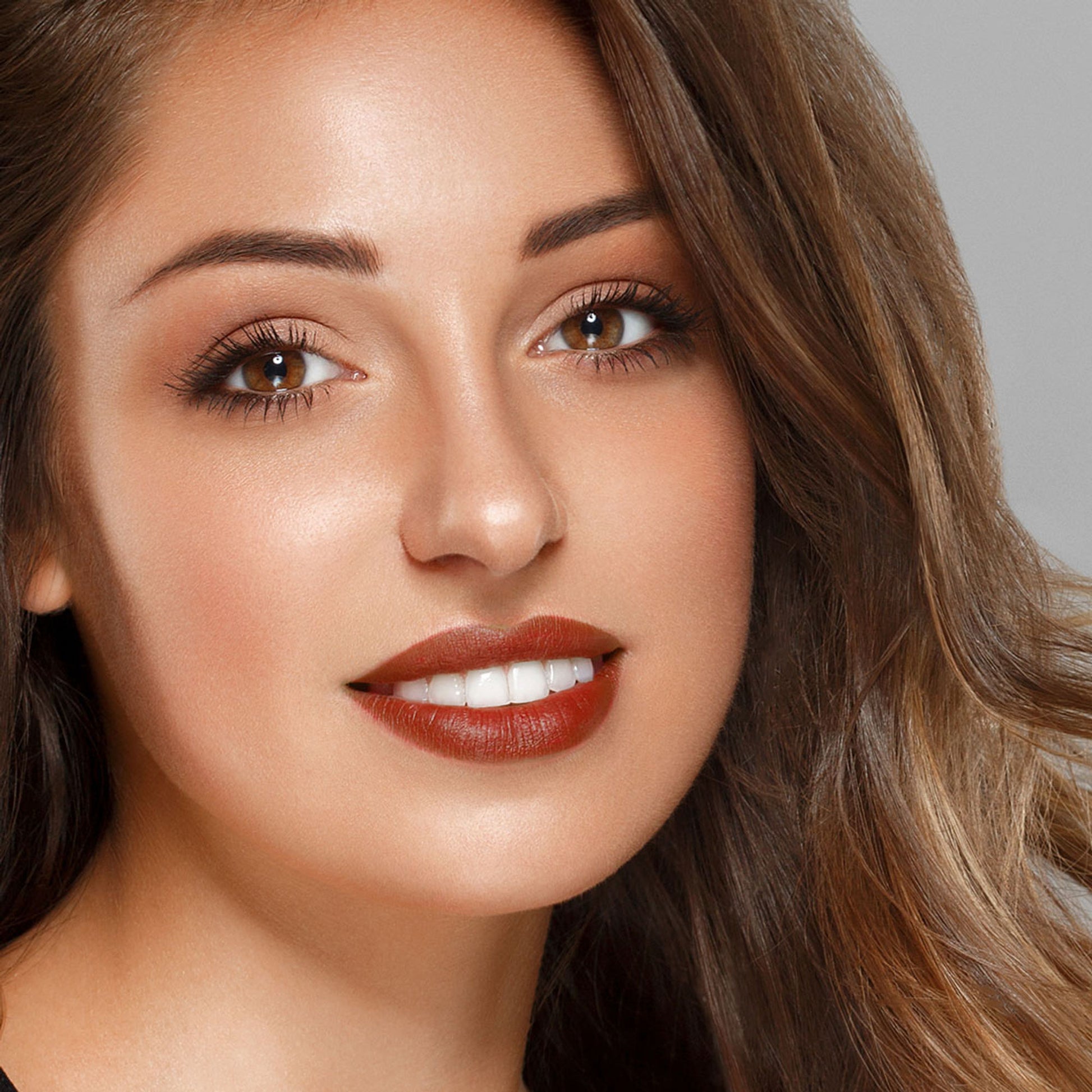 L.A. Girl Pretty & Plump Lipstick - Figalicious