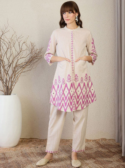 Floral Printed Mandarin Collar Straight Kurta With Trousers