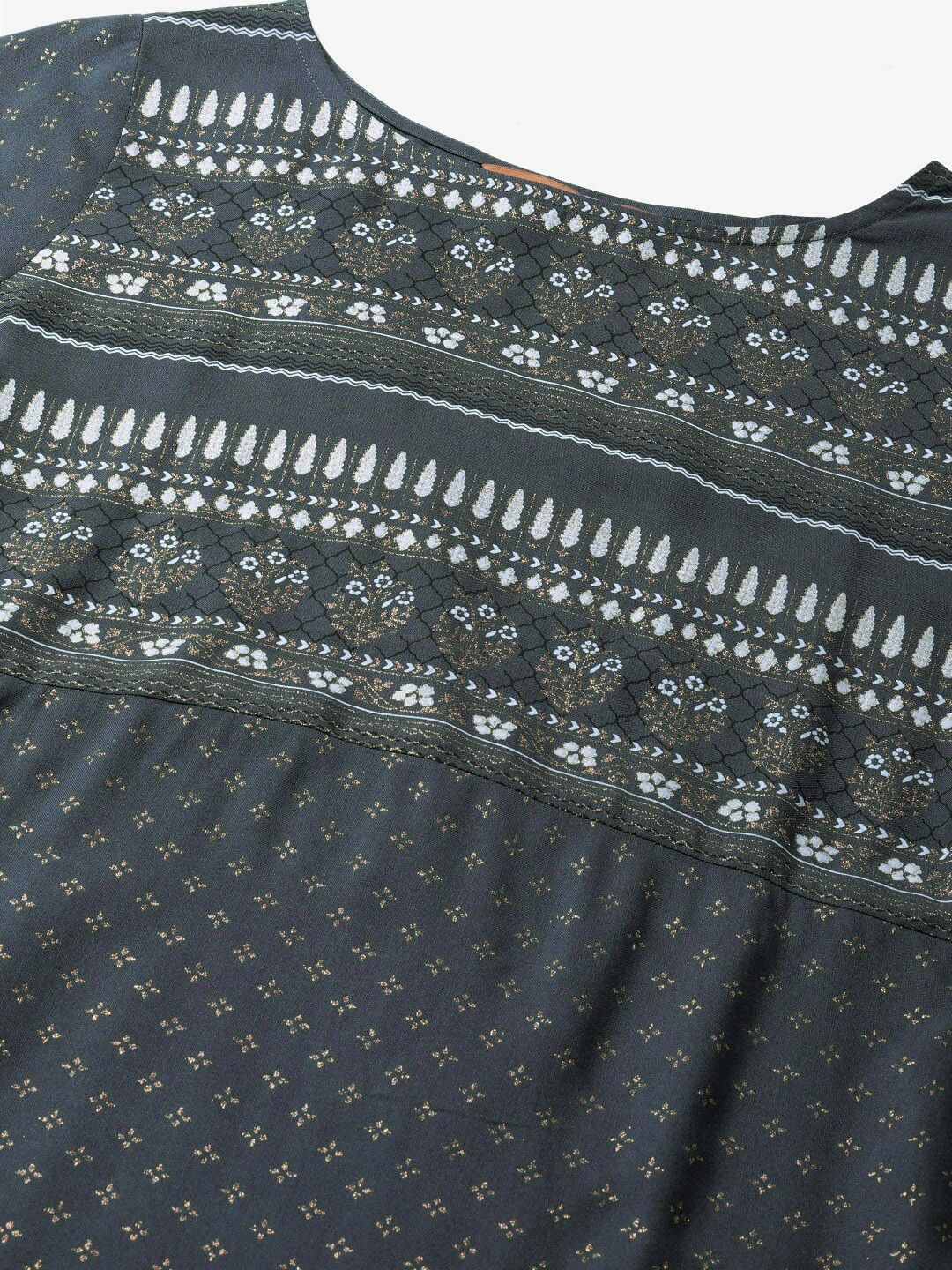 Dhiyona IE Grey Ethnic Motif Printed Three Quarter Sleeve Straight Kurta