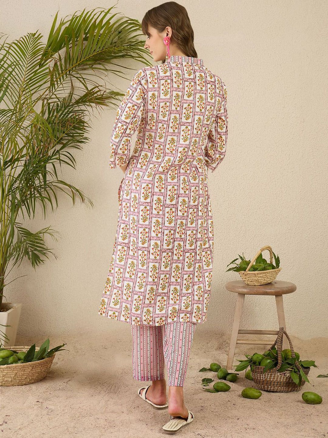 Indyancart IE Printed Pure Cotton Straight Tunic & Trousers Co-Ord Set