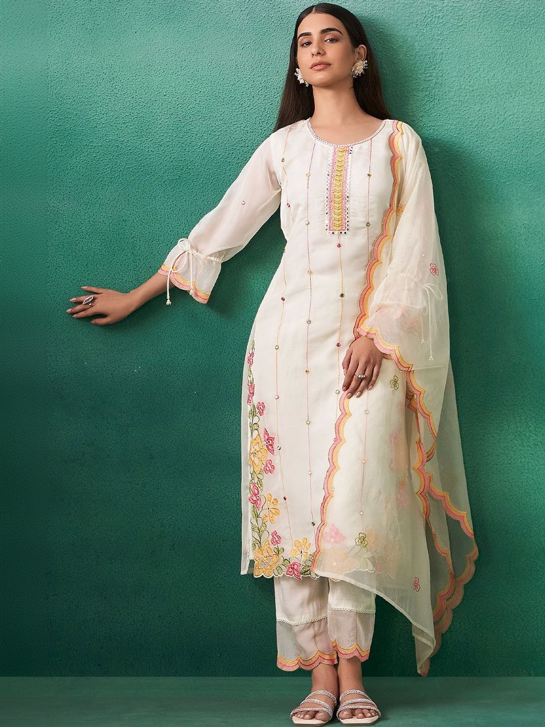 Women Floral Embroidered Regular Mirror Work Kurta with Trousers & With Dupatta